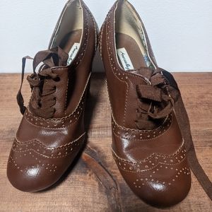 American Eagle Wingtip Oxford Ankle Boot Camel Brown Size 6 1/2